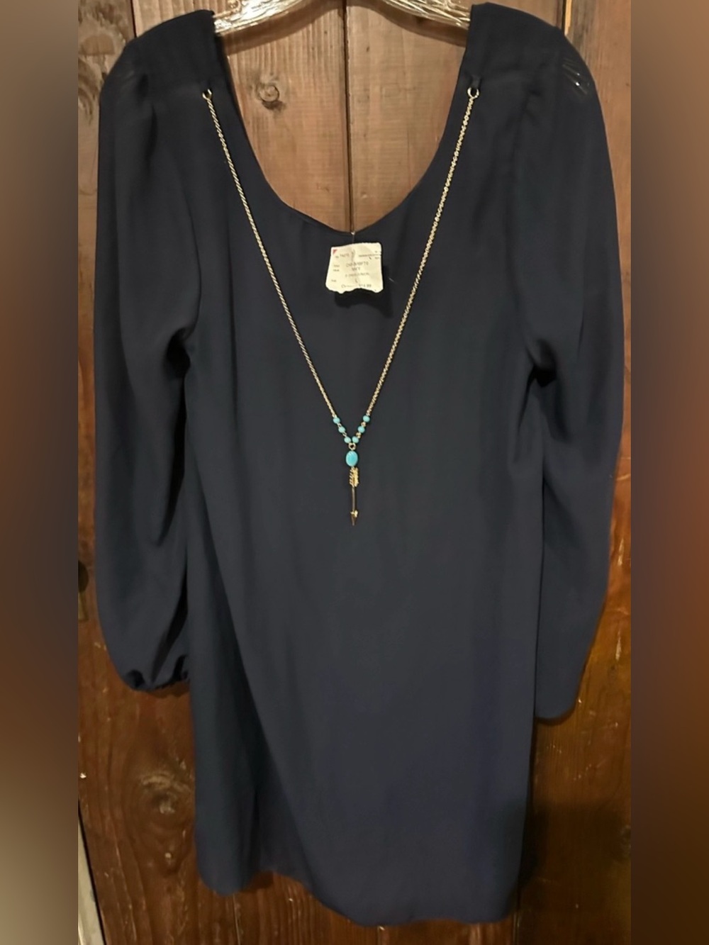 Like NEW! Bailey Blue Women's L Navy Long Sleeve Shift Dress with Necklace
